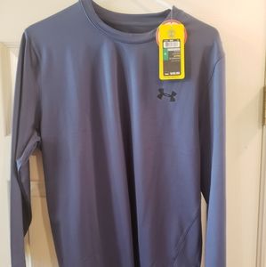 New with tags Under Armour Cold Gear pullover